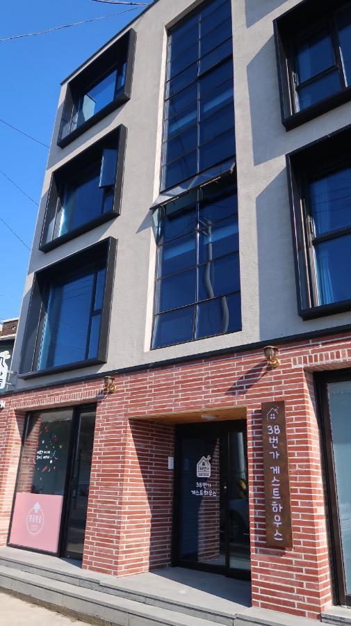 38Th Street Guesthouse Mokpo Exterior photo